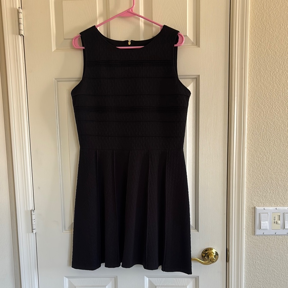 Ivanka Trump Black Sleeveless A-Line Dress